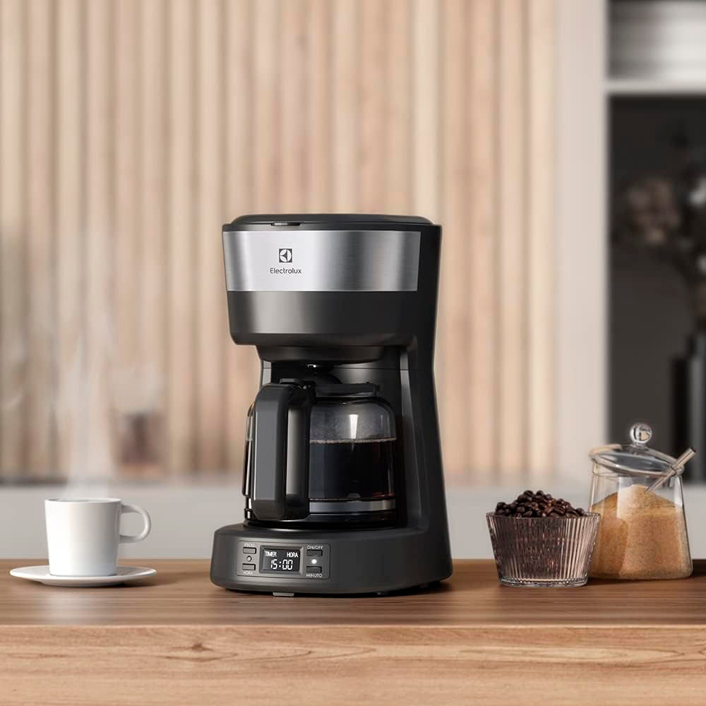Cafeteira Elétrica Electrolux Programável com Timer Experience ECM25 220V