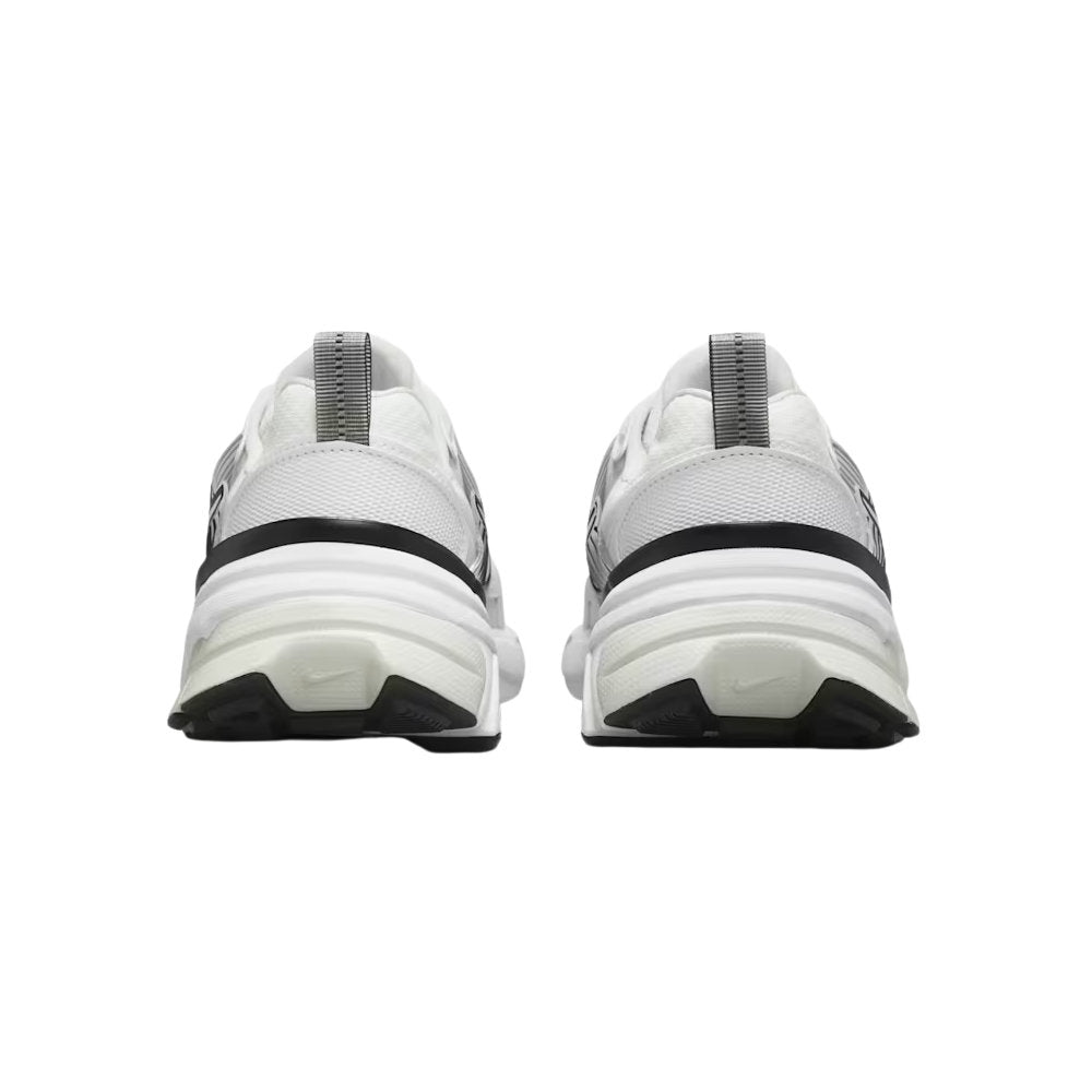 Tênis Nike V2K Run Feminino Branco e Platina Retro Y2K HF5342 Tamanho 38