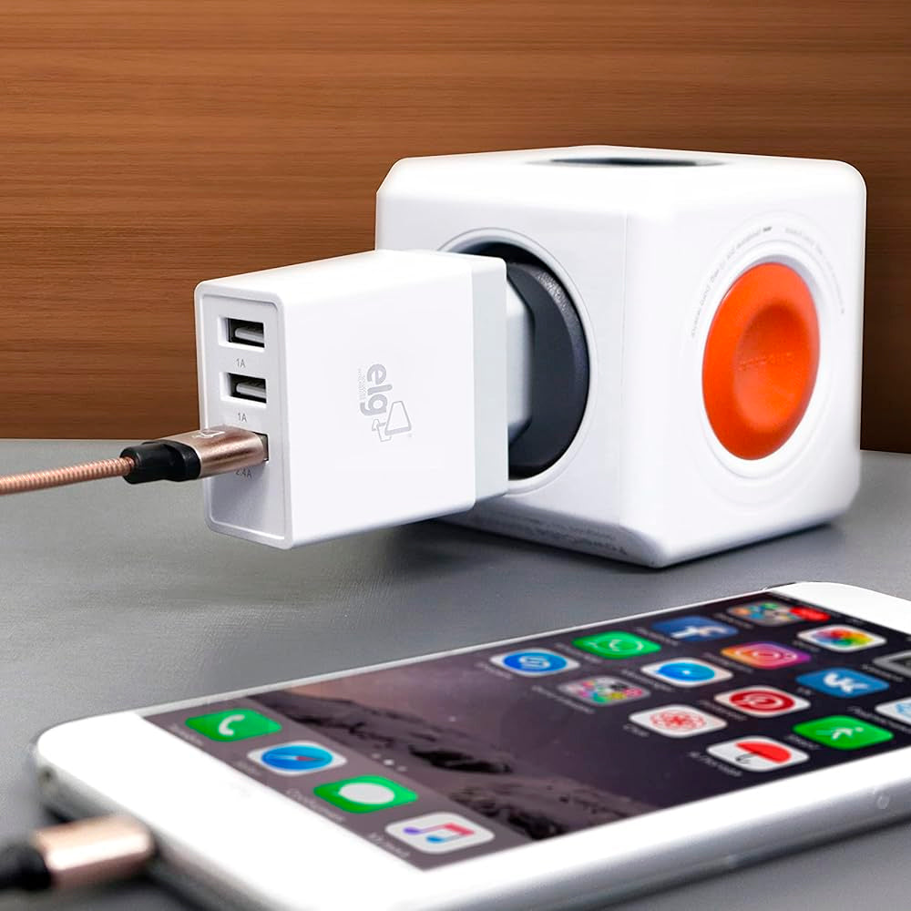 Carregador USB Universal, 3 Entradas USB 3.4A (2 x 1A + 1 x 2.4A), Bivolt, WC3S, Branco, ELG