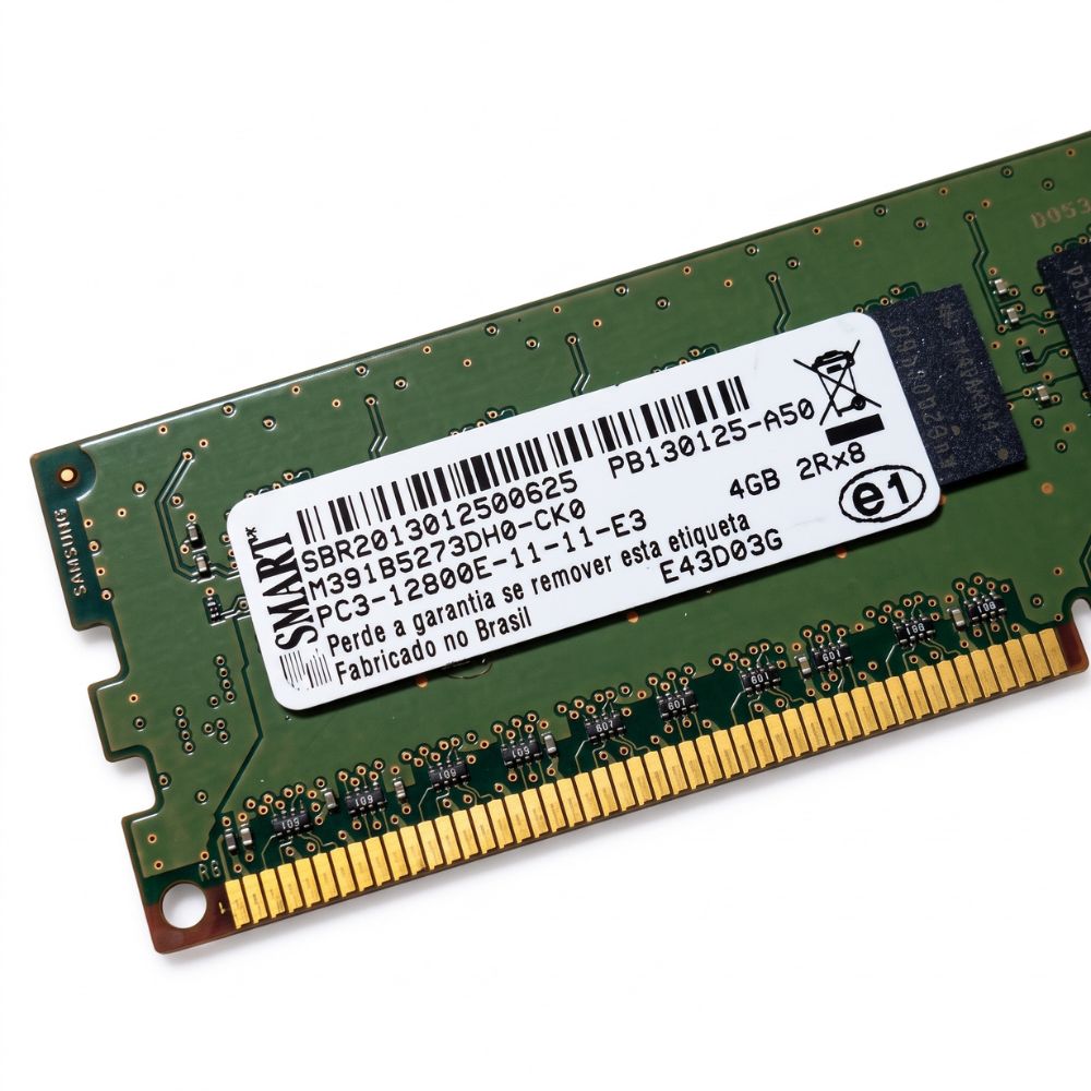 Memória Ram Desktop 4GB DDR3L 1600 MHz Smart 2Rx8 PC3L-12800E-11-11-E3 OEM S/Box