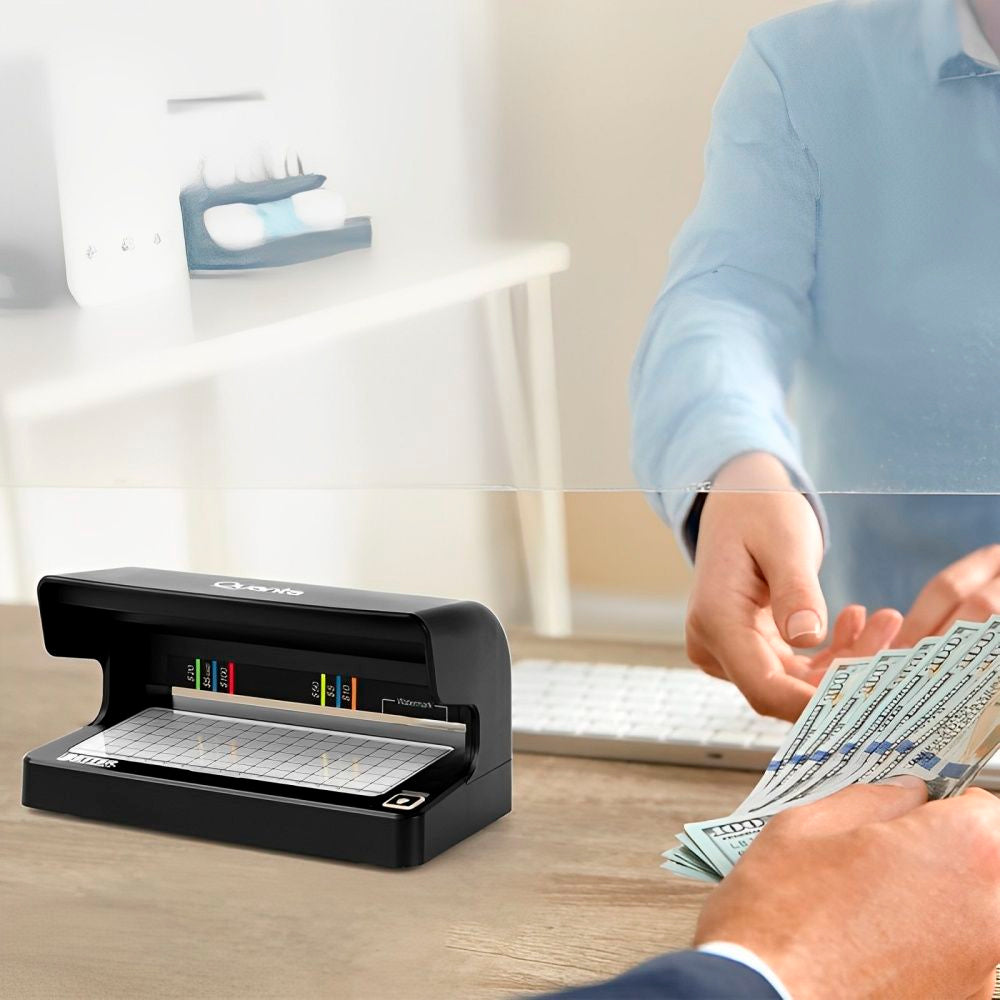 Detector de Dinheiro Falso Quanta QTDBF30 - Preto