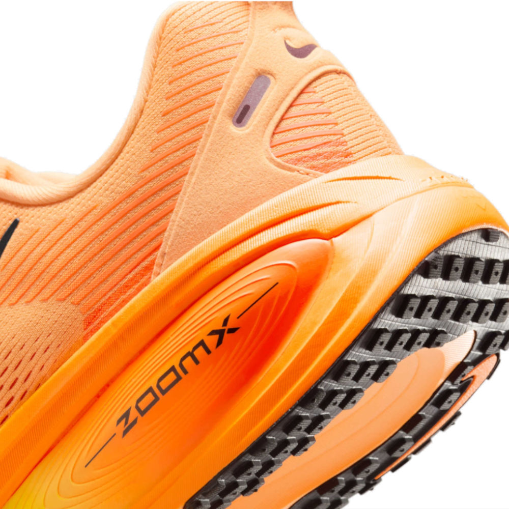 Tênis Nike Vomero 18, Masculino, Mesh Respirável, Entressola ZoomX + ReactX, Tênis de Corrida — Giz/Laranja-Preto