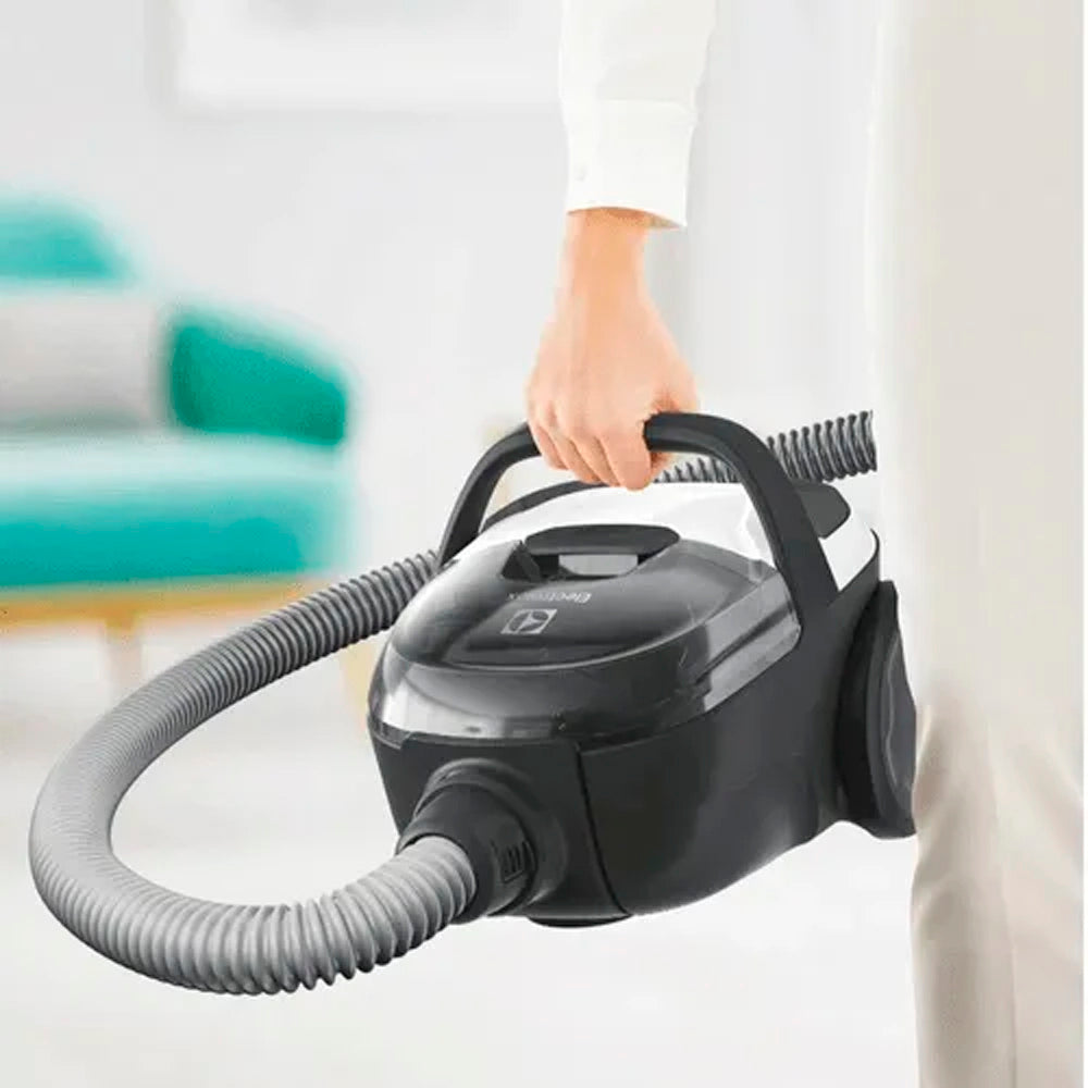 Aspirador de Pó Sem Saco Electrolux 1400W Silencioso Compacto Bocal Sstofados, Retratil LIT31 Preto e Branco 220v