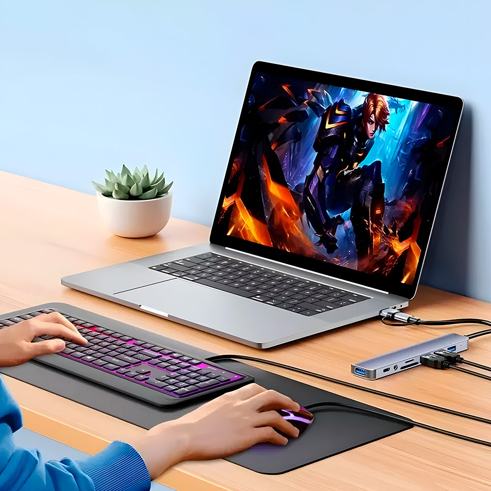 HUB USB 8 em 1, Com Leitor de Cartão, Porta USB-C, USB 3.0 / 2.0, Leitor de Cartão SD/TF, Cinza