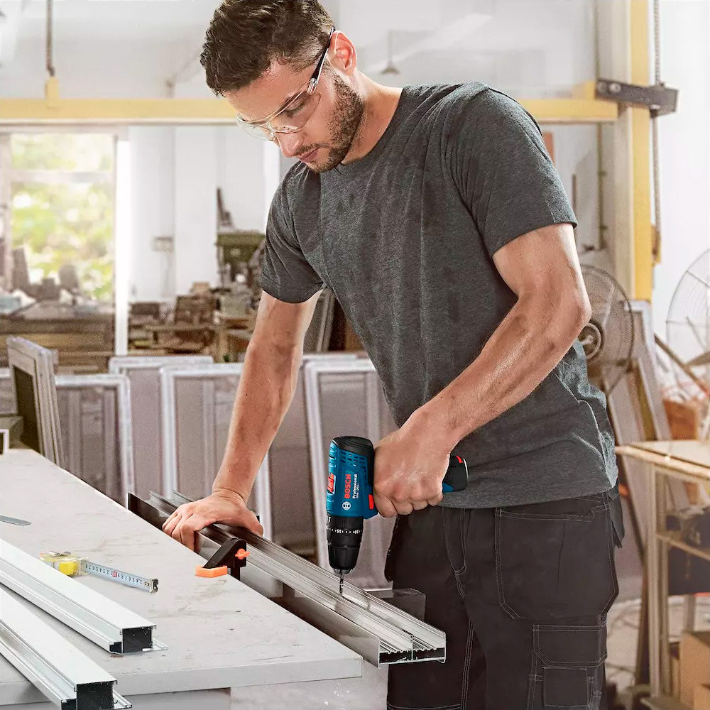 Parafusadeira e Furadeira Bosch GSB 120-Li 12V Com 1 Bateria e Maleta