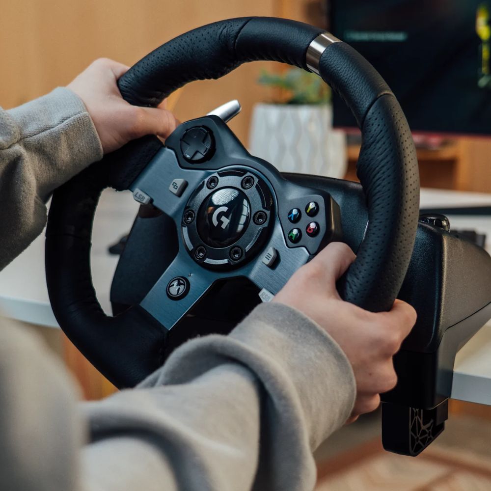 Volante Logitech G920 Driving Force, Force Feedback, Pedais Ajustáveis, USB, Compatível com Xbox One e PC