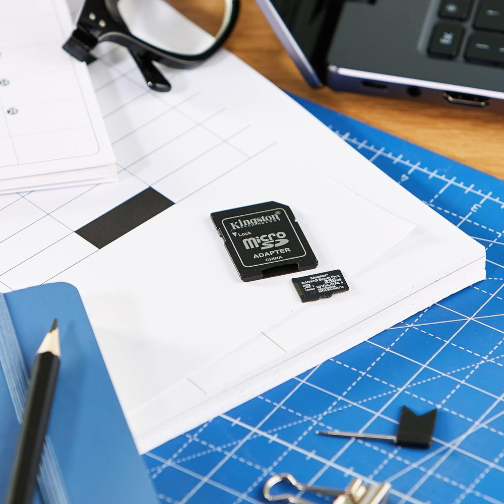 Cartão de Memória MicroSD Kingston Canvas Select Plus 256GB, Classe 10, UHS-I, Leitura 100MB/s, com Adaptador SD