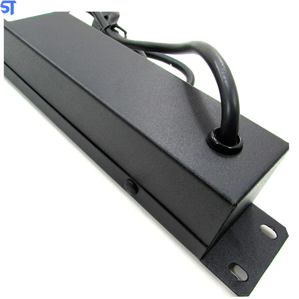 Régua Rack 19 / Com 4 Tomadas 1MT 20A Emplac