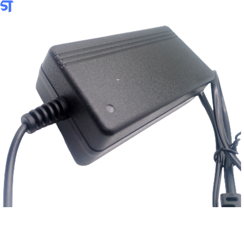 Fonte Carregador Universal 12V 2.5A Lotus - LT-F1225