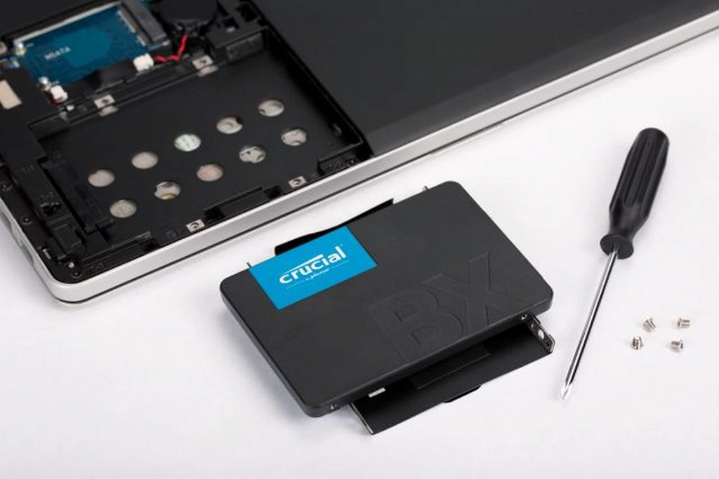 Hd Ssd Crucial 120 Gb Bx500 3D Nand Sata3 2,5 7mm Ct120bx500ssd1