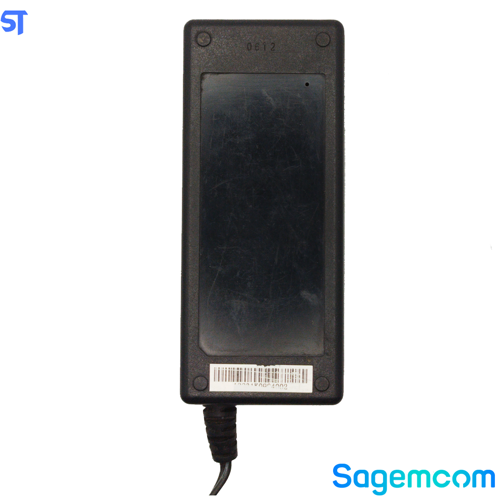 Fonte Para Notebook Positivo Duo 12V 2a Zr3630 3635 Plug 3.0mm x 1.0mm -Sagemcom