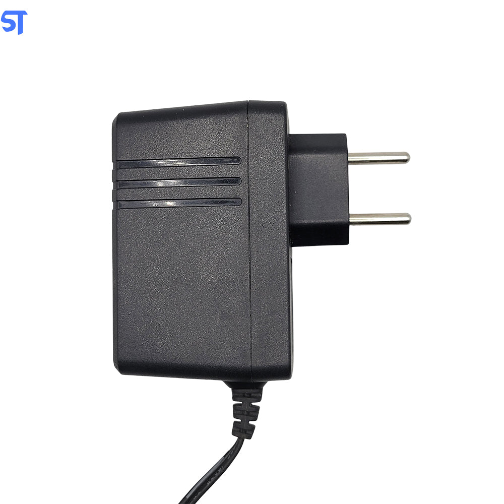 Fonte de Alimentação 12V 2.5A FastLink Pino 5,2mm x 2,6mm Modelo: F30L2-120250PAE