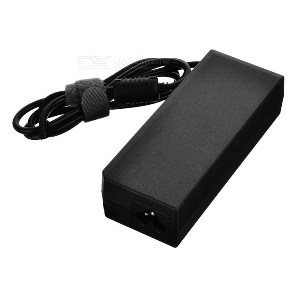 Fonte Notebook Lenovo 19v 3.42a Plug -5.5 x 2.5mm