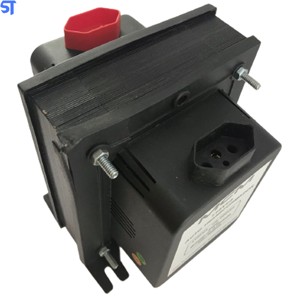 Transformador MCM 3000VA Bivolt 110/220 e 220/110 3000 VA Com Adaptador de Tomada