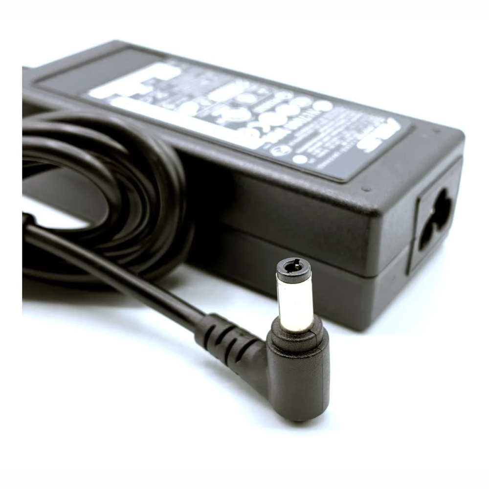 Fonte Notebook Asus 19 V -3,42a N193-Asus Pino (5.5 x 2.5)