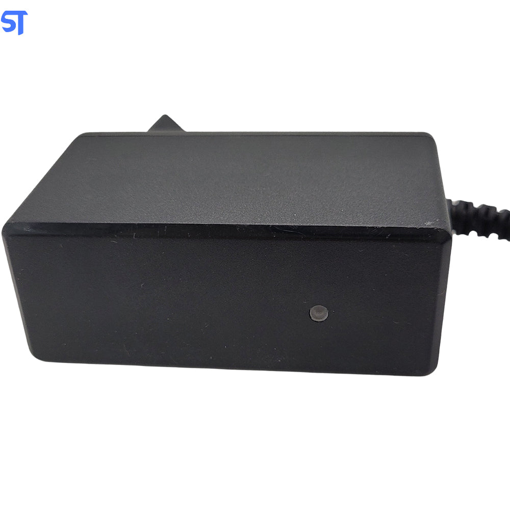 Fonte de Alimentação AC/DC 12V 3.5A Plug P4 Pino 4.5mm x 3.0mm - Sagemcom