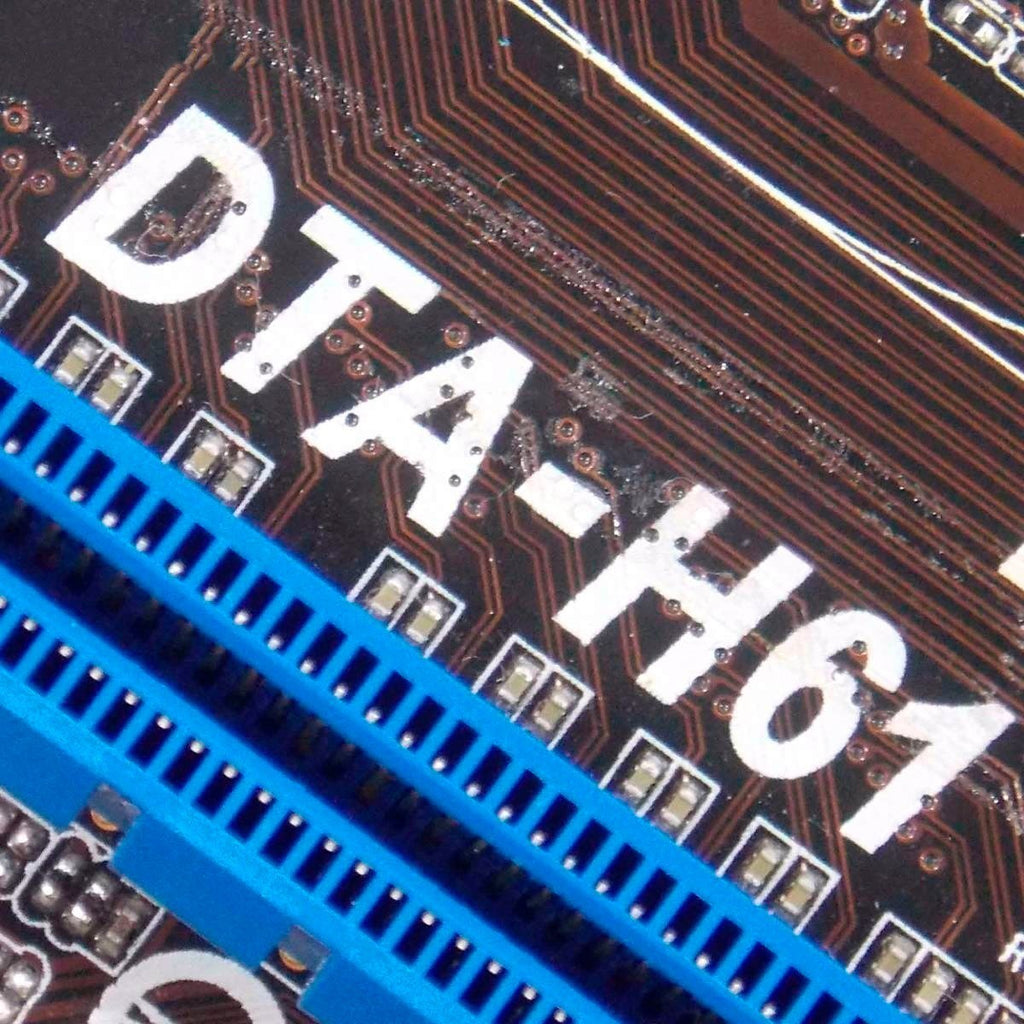 Placa Mãe Lga 1155 Ddr3 TG-H61-33 -Hdmi 2°/3° Ger. Foxconn