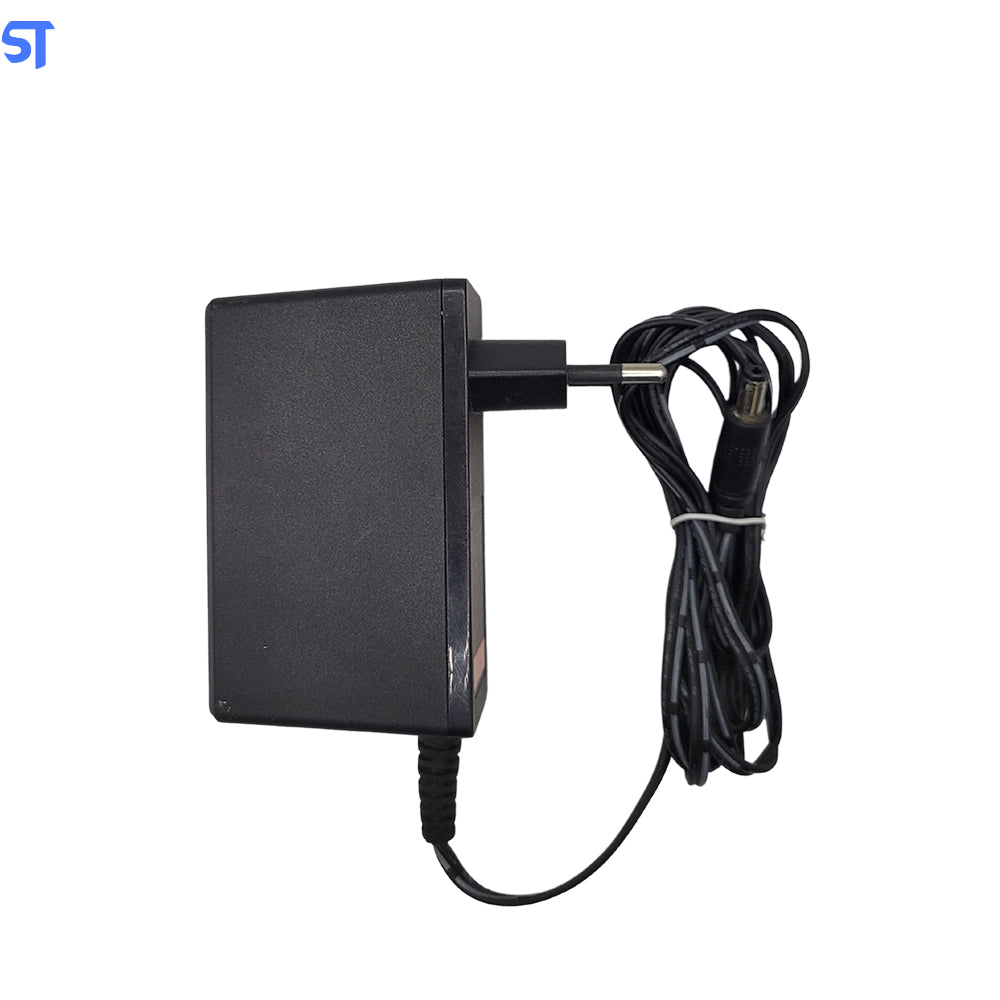 Fonte de Alimentação AC/DC 12V 3.5A Plug P4 Pino 4.5mm x 3.0mm - Sagemcom