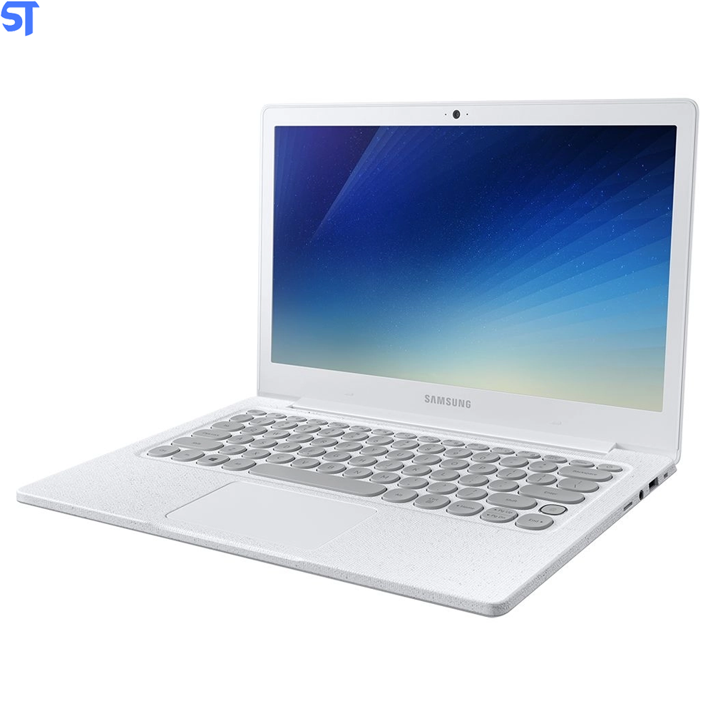 Notebook Samsung Flash F30 NP530AD2 Intel Celeron 4GB 128GB SSD Tela Full HD LED 13.3