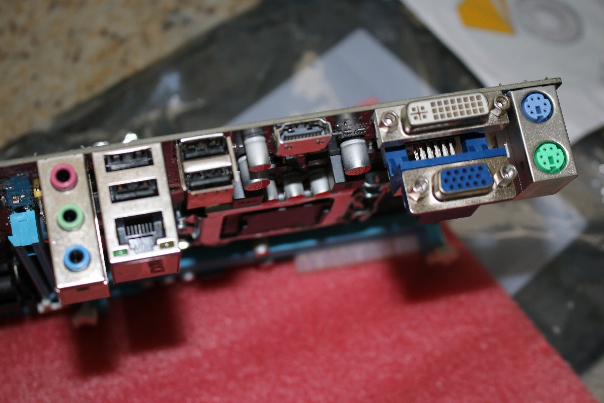 Placa Mãe Lga 1150 Ddr4 Ght-H81V1951 -Hdmi/Dvi 4° Ger. Foxconn